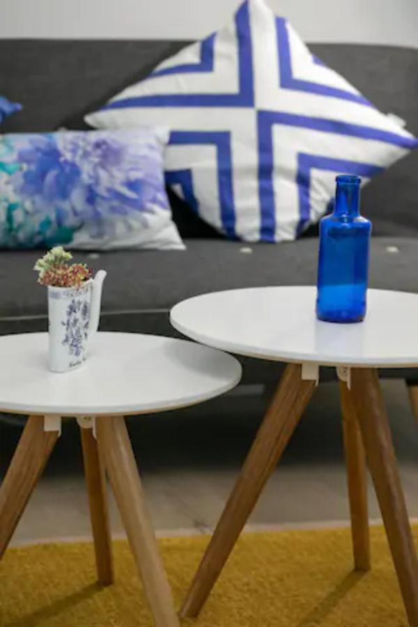 Cosy & Chic Studio Close By Victoria Square Bucarest Exterior foto